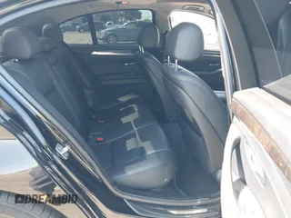 2015 BMW 5 Series 528i with VIN WBA5A5C51FD516003, listed as a IAAI auction lot 42386713 with 105,317 mi miles and . Bid and sale history available at DreamBid. Image 8.