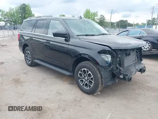 2024 Ford Expedition XLT z VIN 1FMJU1J86REA25838, wystawiony jako IAAI lot #42135267 z przebiegiem 45 145 mil mil oraz . Historia ofert i sprzedaży dostępna na DreamBid. Obrazek 1.