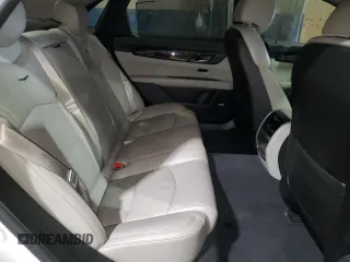 2018 Cadillac CT6 Luxury AWD z VIN 1G6KD5RS2JU102492, wystawiony jako Copart lot #42481615 z przebiegiem 125 794 mil mil oraz Szkody całkowita. Historia ofert i sprzedaży dostępna na DreamBid. Obrazek 10.