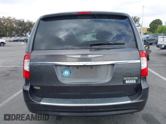 2015 Chrysler Town & Country Touring with VIN 2C4RC1BGXFR655330, listed as a IAAI auction lot 42181430 with 148,195 mi miles and . Bid and sale history available at DreamBid. Image 16.