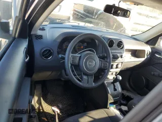 2017 Jeep Patriot Sport z VIN 1C4NJPBB5HD157540, wystawiony jako Copart lot #79011433 z przebiegiem 99 263 mil mil oraz Szkoda całkowita • Salvage title. Historia ofert i sprzedaży dostępna na DreamBid. Obrazek 8.