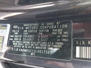 2020 Kia Sedona LX with VIN KNDMB5C13L6617567, listed as a IAAI auction lot 41774812 with 68,500 mi miles. Bid and sale history available at carsss.com. Image 9.