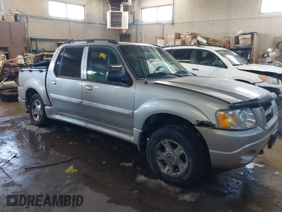 2004 Ford Explorer Sport Trac XLS z VIN 1FMZU77K84UB99207, wystawiony jako IAAI lot #41621860 z przebiegiem 126 634 mil mil oraz . Historia ofert i sprzedaży dostępna na DreamBid. Obrazek 1.