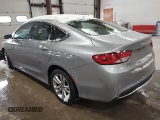 2015 Chrysler 200 Limited z VIN 1C3CCCAB0FN594658, wystawiony jako IAAI lot #41309552 z przebiegiem 118 892 mil mil oraz . Historia ofert i sprzedaży dostępna na DreamBid. Obrazek 3.