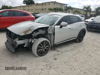 2017 Mazda CX-3 Grand Touring with VIN JM1DKFD76H0170333, listed as a Copart auction lot 43772595 with 59,693 mi miles and Salvage Title. Bid and sale history available at carsss.com. Image 1.