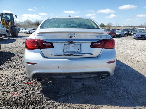 2018 Infiniti Q70 Luxe with VIN JN1BY1PP6JM330507, listed as a Copart auction lot 46118465 with 38,626 mi miles and Salvage title. Bid and sale history available at DreamBid. Image 6.
