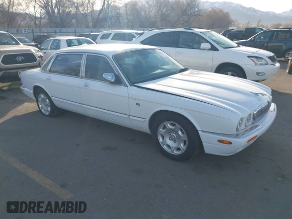 1998 Jaguar XJ Vanden Plas with VIN SAJKX6241WC829353, listed as a IAAI auction lot 41872667 with Not Provided miles and . Bid and sale history available at DreamBid. Image 1.