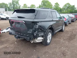 2022 Ford Explorer XLT z VIN 1FMSK8DH7NGC08162, wystawiony jako IAAI lot #42358664 z przebiegiem 32 782 mil mil oraz . Historia ofert i sprzedaży dostępna na DreamBid. Obrazek 4.