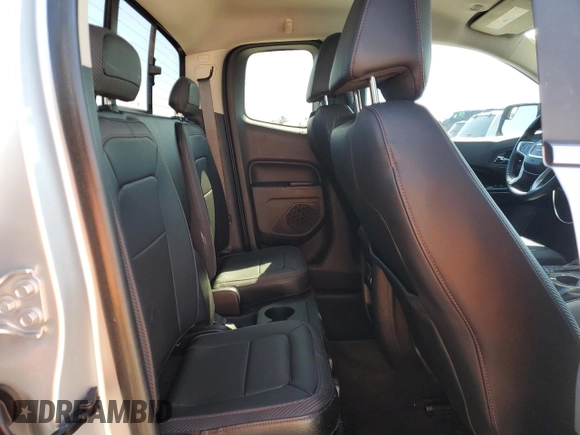 2016 GMC Canyon z VIN 1GTH5CE34G1386158, wystawiony jako Copart lot #45402215 z przebiegiem 89 939 mil mil oraz Szkoda całkowita • Salvage title. Historia ofert i sprzedaży dostępna na DreamBid. Obrazek 10.