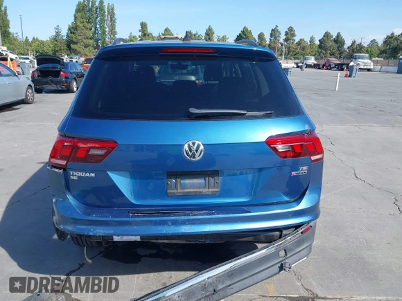 2018 Volkswagen Tiguan SEL with VIN 3VV2B7AX9JM204108, listed as a IAAI auction lot 42504747 with 87,379 mi miles and . Bid and sale history available at DreamBid. Image 16.