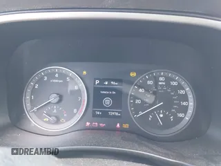 2021 Hyundai Tucson Value z VIN KM8J33A47MU396727, wystawiony jako IAAI lot #42033273 z przebiegiem 72 978 mil mil oraz . Historia ofert i sprzedaży dostępna na DreamBid. Obrazek 7.