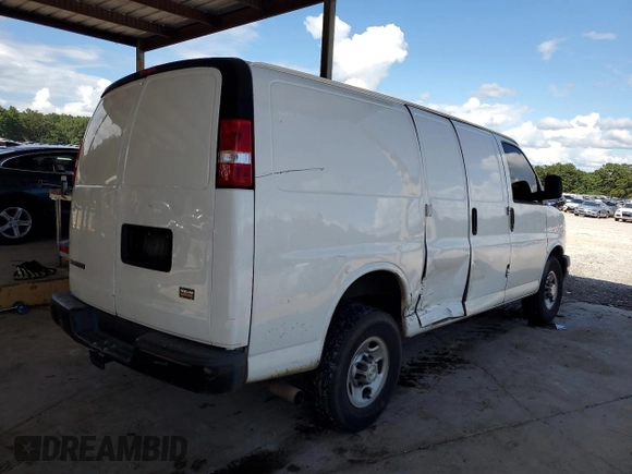 2021 Chevrolet Express Cargo with VIN 1GCWGAF73M1162883, listed as a Copart auction lot 65276945 with 204,617 mi miles and Clean title. Bid and sale history available at DreamBid. Image 3.