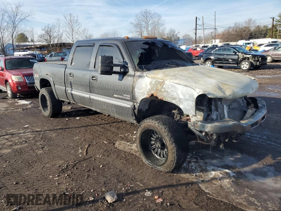 2005 GMC Sierra 2500HD SLT z VIN 1GTHK23265F906597, wystawiony jako Copart lot #86837064 z przebiegiem Nie podano mil oraz Szkoda całkowita • Salvage title. Historia ofert i sprzedaży dostępna na DreamBid. Obrazek 4.
