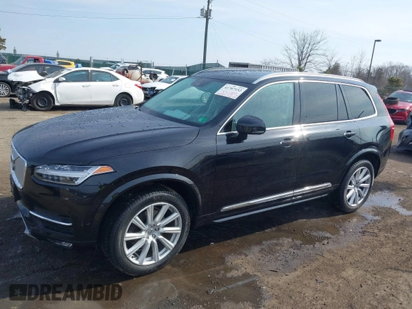 2016 Volvo XC90 T6 Inscription with VIN YV4A22PL5G1023298, listed as a IAAI auction lot 41707152 with 98,365 mi miles. Bid and sale history available at carsss.com. Image 15.