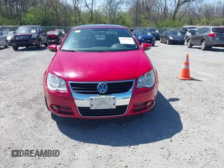 2009 Volkswagen Eos Komfort with VIN WVWBA71F39V008482, listed as a IAAI auction lot 42047734 with 109,307 mi miles and . Bid and sale history available at DreamBid. Image 12.