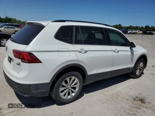 2018 Volkswagen Tiguan S with VIN 3VV0B7AX7JM065958, listed as a Copart auction lot 57598015 with 97,360 mi miles and Salvage title. Bid and sale history available at DreamBid. Image 3.