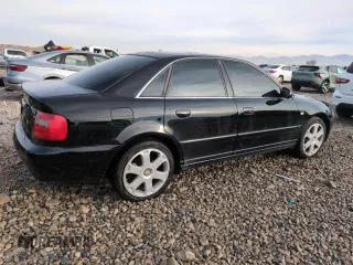 2000 Audi S4 z VIN WAUDD68D0YA031901, wystawiony jako Copart lot #84645964 z przebiegiem 146 868 mil mil oraz Szkody całkowita. Historia ofert i sprzedaży dostępna na DreamBid. Obrazek 3.