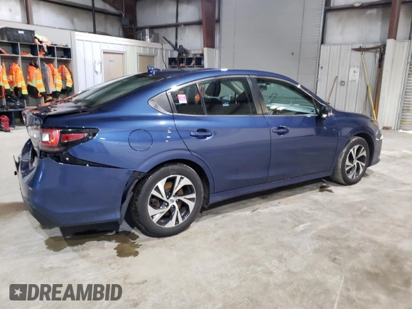 2022 Subaru Legacy with VIN 4S3BWAB69N3027721, listed as a Copart auction lot 85946964 with 30,519 mi miles and Salvage title. Bid and sale history available at DreamBid. Image 3.