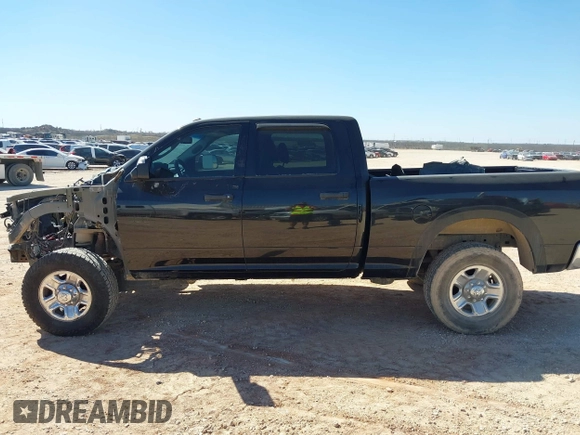 2015 Ram 2500 Tradesman with VIN 3C6UR5CJ3FG614884, listed as a IAAI auction lot 41656924 with 1 mi miles. Bid and sale history available at carsss.com. Image 15.