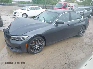 2019 BMW 3 Series 330i xDrive z VIN WBA5R7C56KFH24206, wystawiony jako IAAI lot #42176694 z przebiegiem 36 518 mil mil oraz . Historia ofert i sprzedaży dostępna na DreamBid. Obrazek 16.