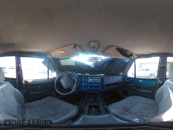 1995 Jeep Cherokee Country с VIN 1J4FJ78S1SL516739, выставлен на аукционе IAAI как лот 42591713 с пробегом 248 199 миль миль и . История ставок и продаж доступна на DreamBid. Изображение 18.