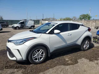 2020 Toyota C-HR LE z VIN NMTKHMBX9LR109348, wystawiony jako Copart lot #53036925 z przebiegiem 83 382 mil mil oraz Czysty tytuł • Clean title. Historia ofert i sprzedaży dostępna na DreamBid. Obrazek 1.