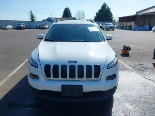2018 Jeep Cherokee Latitude with VIN 1C4PJLCX9JD523890, listed as a IAAI auction lot 41741698 with 67,043 mi miles. Bid and sale history available at carsss.com. Image 13.