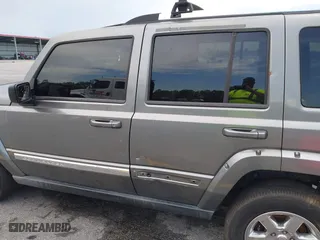 2007 Jeep Commander Limited with VIN 1J8HH58297C636318, listed as a IAAI auction lot 42105138 with 149,972 mi miles. Bid and sale history available at carsss.com. Image 15.