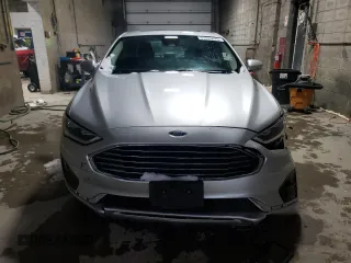 2019 Ford Fusion SEL with VIN 3FA6P0CD0KR238296, listed as a Copart auction lot 51535075 with 110,992 mi miles and Clean Title. Bid and sale history available at carsss.com. Image 5.