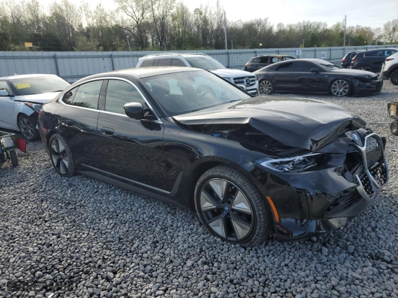 2022 BMW i4 eDrive40 with VIN WBY73AW02NFN11747, listed as a Copart auction lot 51413995 with 25,821 mi miles and Salvage Title. Bid and sale history available at carsss.com. Image 4.