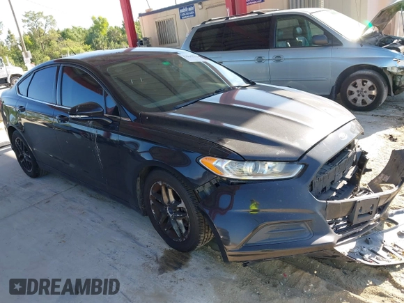 2015 Ford Fusion SE with VIN 1FA6P0H74F5120800, listed as a IAAI auction lot 42065512 with 175,875 mi miles. Bid and sale history available at carsss.com. Image 1.