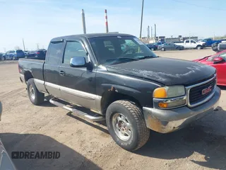 2002 GMC Sierra 1500 SLE with VIN 2GTEK19T621342644, listed as a IAAI auction lot 42092066 with 328,071 mi miles and . Bid and sale history available at DreamBid. Image 1.