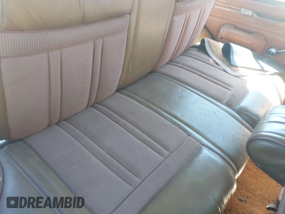 1983 Jeep Grand Wagoneer с VIN 1JCNJ15N5DT008983, выставлен на аукционе IAAI как лот 41864990 с пробегом 104 187 миль миль и . История ставок и продаж доступна на DreamBid. Изображение 8.