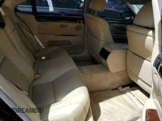 2014 Lexus LS 460 L с VIN JTHGL5EF1E5052813, выставлен на аукционе Copart как лот 73874394 с пробегом Не указан миль и На запчасти • Non repairable. История ставок и продаж доступна на DreamBid. Изображение 10.