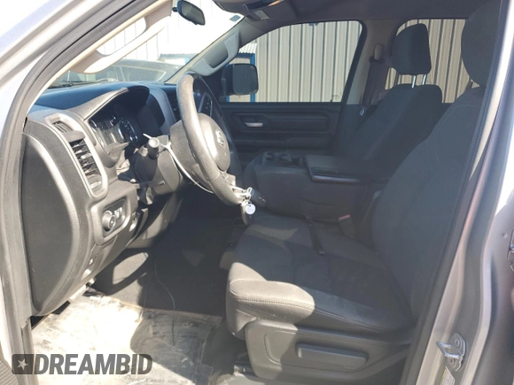 2019 Ram 1500 Tradesman with VIN 1C6RREGT0KN523266, listed as a Copart auction lot 75239944 with 92,879 mi miles and Clean Title. Bid and sale history available at carsss.com. Image 7.