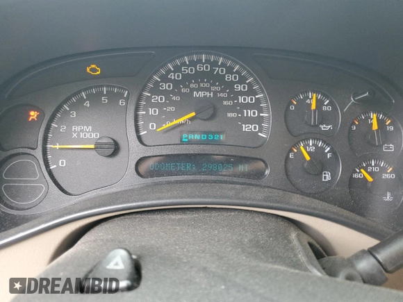 2005 Chevrolet Suburban LS with VIN 3GNFK16Z25G116407, listed as a Copart auction lot 78077974 with 298,025 mi miles and Salvage Title. Bid and sale history available at carsss.com. Image 9.