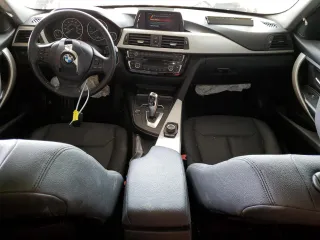 2018 BMW 3 Series 320i with VIN WBA8E1G50JNU92994, listed as a Copart auction lot 51481005 with 85,222 mi miles and Salvage Title. Bid and sale history available at carsss.com. Image 8.
