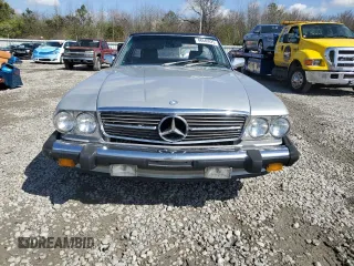 1989 Mercedes-Benz 560 Series 560SL with VIN WDBBA48D3KA097999, listed as a Copart auction lot 48649625 with 124,752 mi miles and Salvage Title. Bid and sale history available at carsss.com. Image 5.