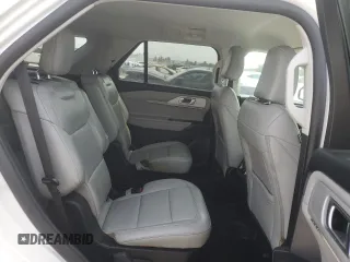 2025 Ford Explorer Active with VIN 1FMUK7DH7SGA38500, listed as a Copart auction lot 52371225 with Not Provided miles and Non Repairable. Bid and sale history available at carsss.com. Image 11.