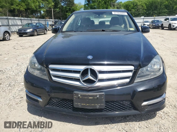 2012 Mercedes-Benz C 250 Sport z VIN WDDGF4HB9CR207602, wystawiony jako Copart lot #57763065 z przebiegiem 103 076 mil mil oraz Czysty tytuł • Clean title. Historia ofert i sprzedaży dostępna na DreamBid. Obrazek 5.