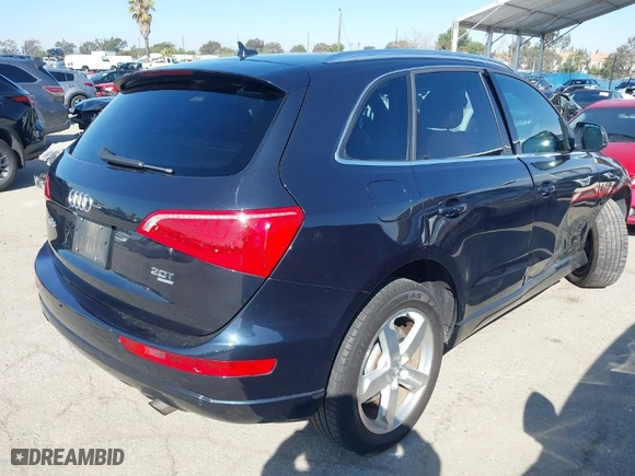 2012 Audi Q5 2.0T Premium Plus with VIN WA1LFAFP9CA106493, listed as a IAAI auction lot 41590137 with 82,311 mi miles. Bid and sale history available at carsss.com. Image 4.