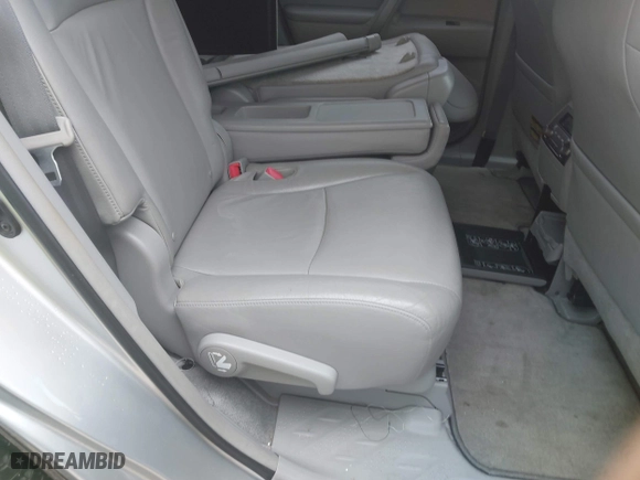 2009 Toyota Highlander Sport with VIN JTEES43A892149040, listed as a IAAI auction lot 42051030 with 175,983 mi miles. Bid and sale history available at carsss.com. Image 8.