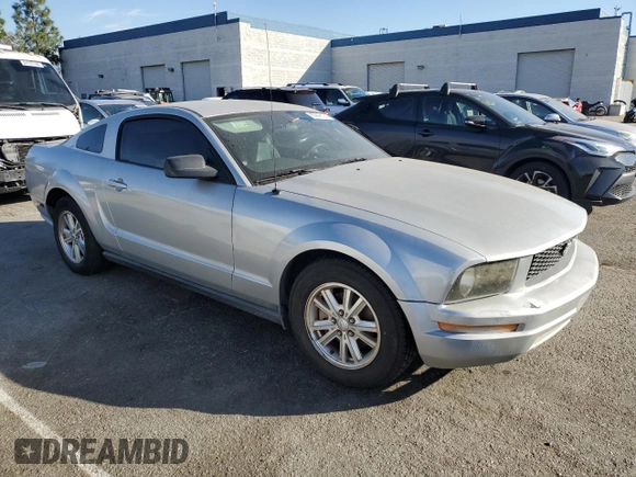 2007 Ford Mustang Deluxe with VIN 1ZVFT80N575283680, listed as a Copart auction lot 83909194 with 176,270 mi miles and Clean Title. Bid and sale history available at carsss.com. Image 4.