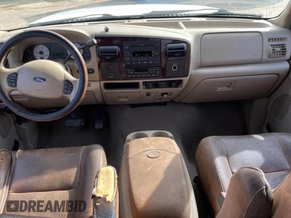 2005 Ford F-250 XL with VIN 1FTSW20P65EA81905, listed as a Copart auction lot 85047324 with 361,841 mi miles and Clean Title. Bid and sale history available at DreamBid. Image 9.
