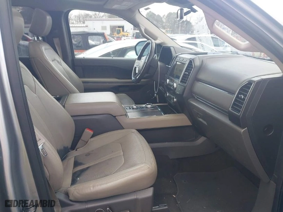 2020 Ford Expedition Max Limited with VIN 1FMJK2AT2LEA39422, listed as a IAAI auction lot 41704080 with NaN miles. Bid and sale history available at carsss.com. Image 5.
