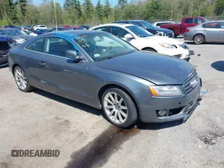 2012 Audi A5 Prestige z VIN WAUVFAFR6CA006915, wystawiony jako IAAI lot #42225588 z przebiegiem 121 237 mil mil oraz . Historia ofert i sprzedaży dostępna na DreamBid. Obrazek 1.