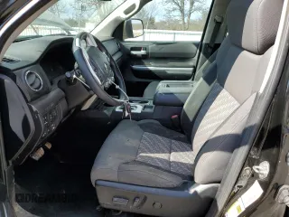 2018 Toyota Tundra 2WD SR5 with VIN 5TFEM5F18JX124954, listed as a Copart auction lot 46666015 with 101,300 mi miles and Salvage Title. Bid and sale history available at carsss.com. Image 7.