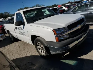 2005 Chevrolet Silverado 1500 Work Truck with VIN 1GCEC14X35Z240494, listed as a Copart auction lot 81570124 with 146,493 mi miles and Salvage Title. Bid and sale history available at carsss.com. Image 4.