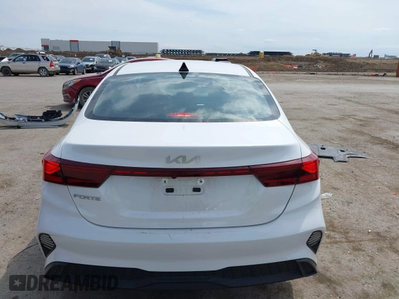 2024 Kia Forte LXS with VIN 3KPF24AD5RE812444, listed as a IAAI auction lot 41883462 with 13,091 mi miles and . Bid and sale history available at DreamBid. Image 15.