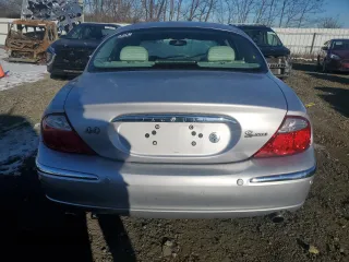 2001 Jaguar S-Type with VIN SAJDA01PX1GM07098, listed as a Copart auction lot 41998545 with 57,362 mi miles and Clean Title. Bid and sale history available at DreamBid. Image 6.